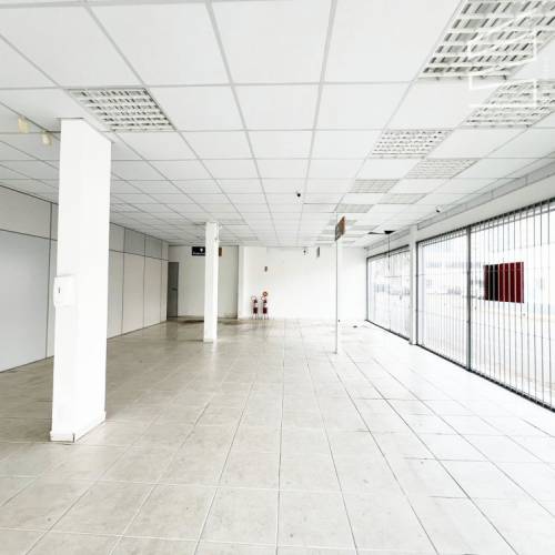 SALA COMERCIAL NO BAIRRO VILA NOVA