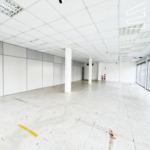 SALA COMERCIAL NO BAIRRO VILA NOVA
