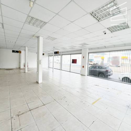 SALA COMERCIAL NO BAIRRO VILA NOVA