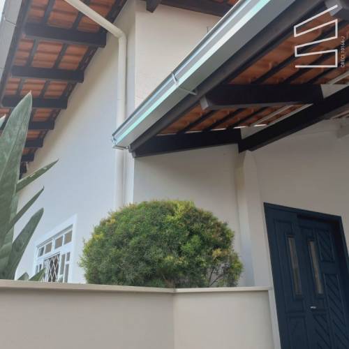 CASA COMERCIAL NO BAIRRO AMIZADE