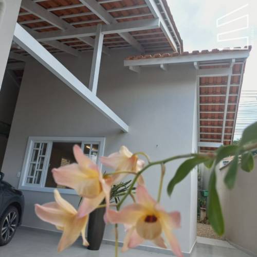 CASA COMERCIAL NO BAIRRO AMIZADE