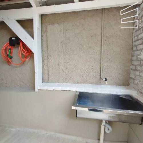CASA COMERCIAL NO BAIRRO AMIZADE