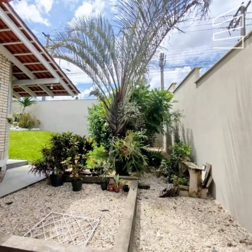 CASA COMERCIAL NO BAIRRO AMIZADE