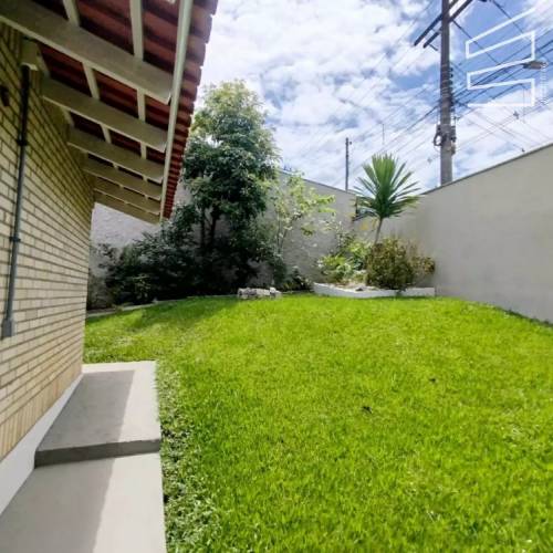 CASA COMERCIAL NO BAIRRO AMIZADE