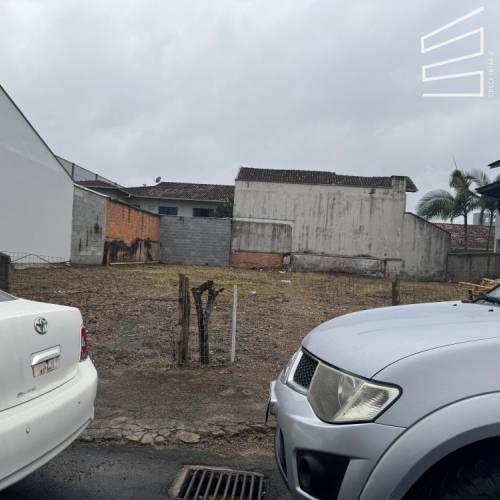 Terreno no Bairro Centenrio 