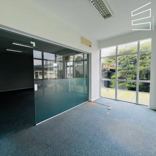 CASA COMERCIAL NO BAIRRO CENTRO