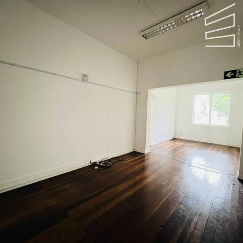 CASA COMERCIAL NO BAIRRO CENTRO