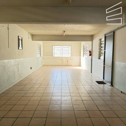 GALPO NO BAIRRO JARAGUA ESQUERDO 