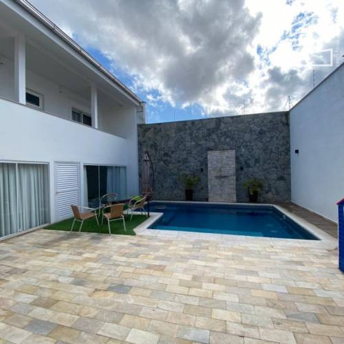 Casa no Bairro Nova Braslia 
