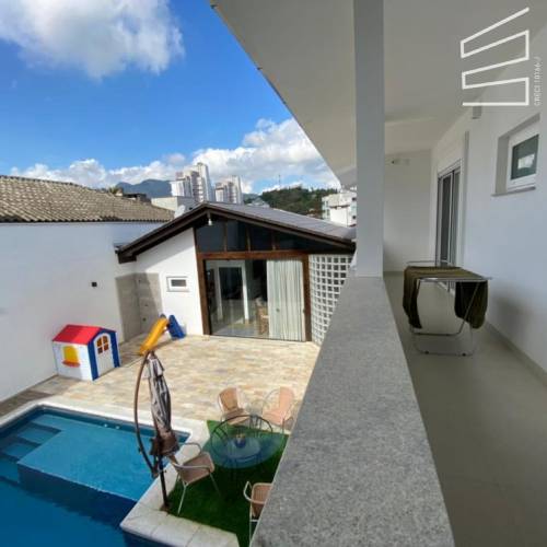 Casa no Bairro Nova Braslia 
