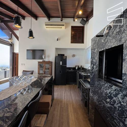 Casa no Bairro Nova Braslia 