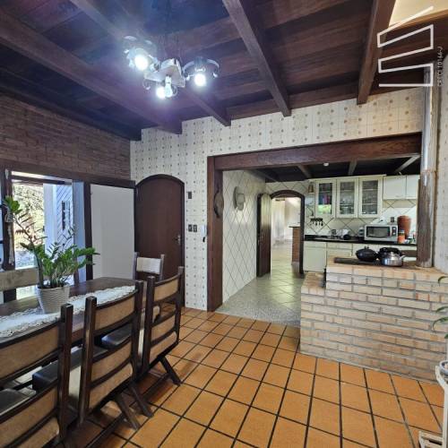 CASA NO BAIRRO SANTA LUZIA 