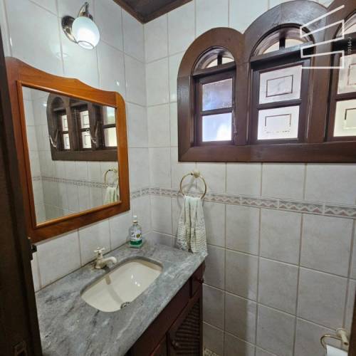 CASA NO BAIRRO SANTA LUZIA 