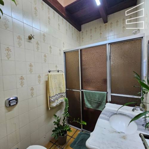 CASA NO BAIRRO SANTA LUZIA 