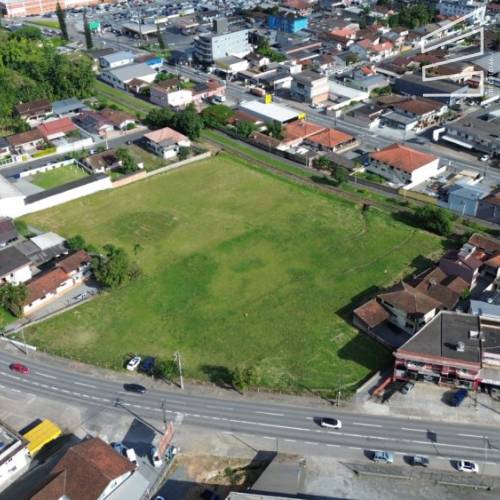 Terreno no bairro Vila Lalau