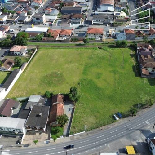 Terreno no bairro Vila Lalau