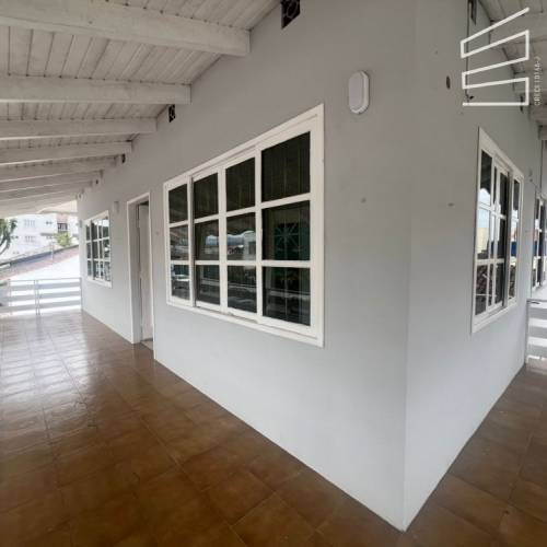 Casa Comercial no bairro Centro 