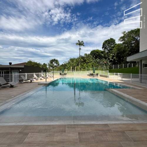 Apartamento no bairro Vila Lalau