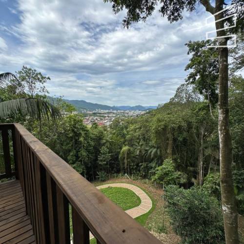 Apartamento no bairro Vila Lalau