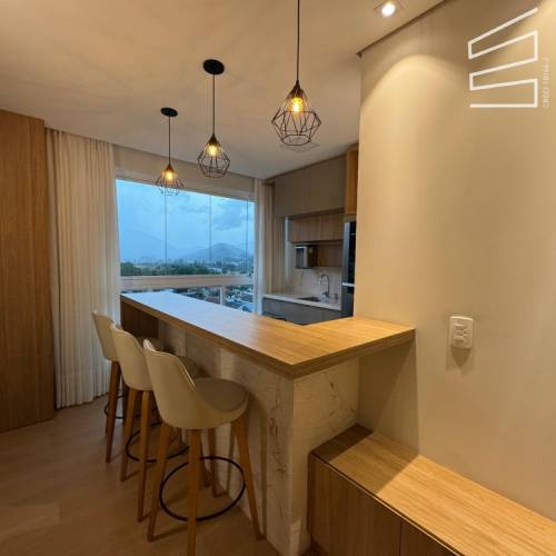 Cobertura Duplex no Bairro Barra do Rio Cerro