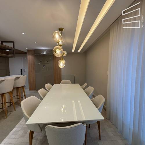 Cobertura Duplex no Bairro Barra do Rio Cerro