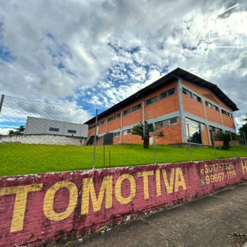 Galp�o Comercial no bairro Vila Lenzi