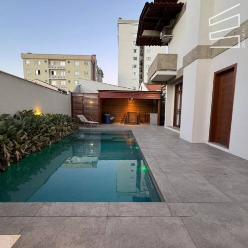 Casa no Bairro Centro de Jaragu� do Sul 