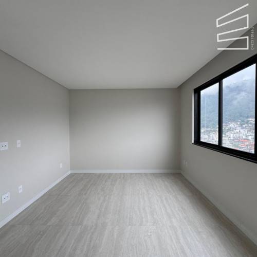 Cobertura no Bairro Vila Nova de Jaragu� do Sul 