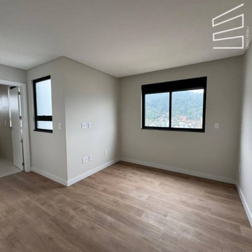 Cobertura no Bairro Vila Nova de Jaragu� do Sul 