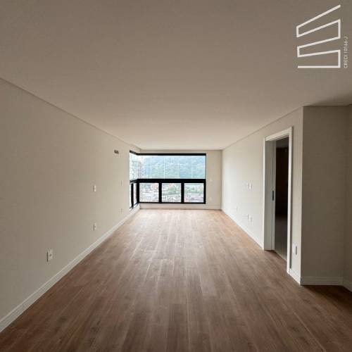 Cobertura no Bairro Vila Nova de Jaragu� do Sul 