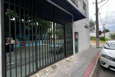 Sala comercial com m 