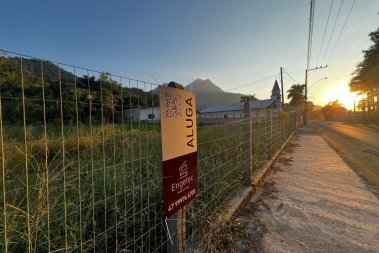Terreno no bairro figueirinha
