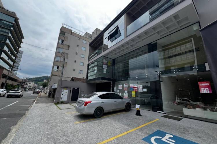 SALA COMERCIAL NO BAIRRO CENTRO