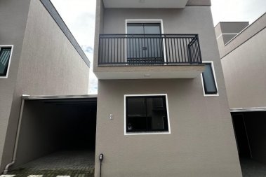 CASA NO BAIRRO VILA LENZI