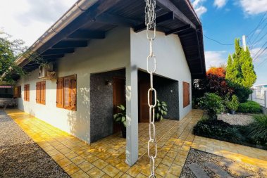CASA NO BAIRRO VILA BAEPENDI