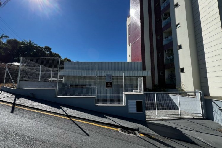 GALPO NO BAIRRO JARAGU ESQUERDO
