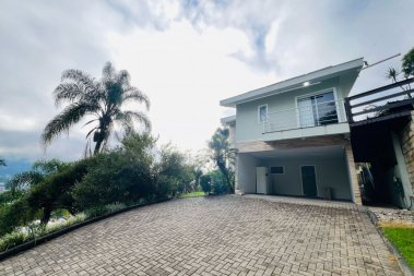 CASA NO BAIRRO VILA NOVA
