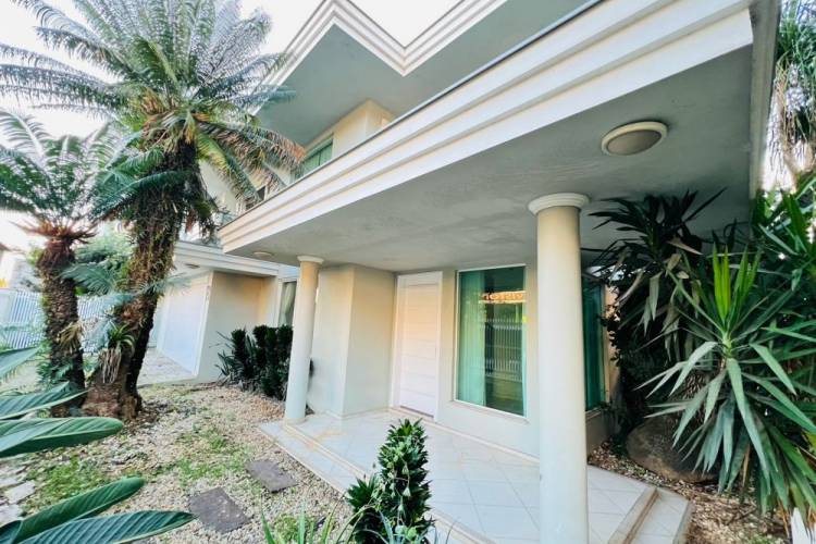 CASA NO BAIRRO VILA NOVA